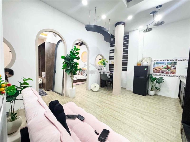2pn full nội thất – cửa sổ trời máy giặt riêng