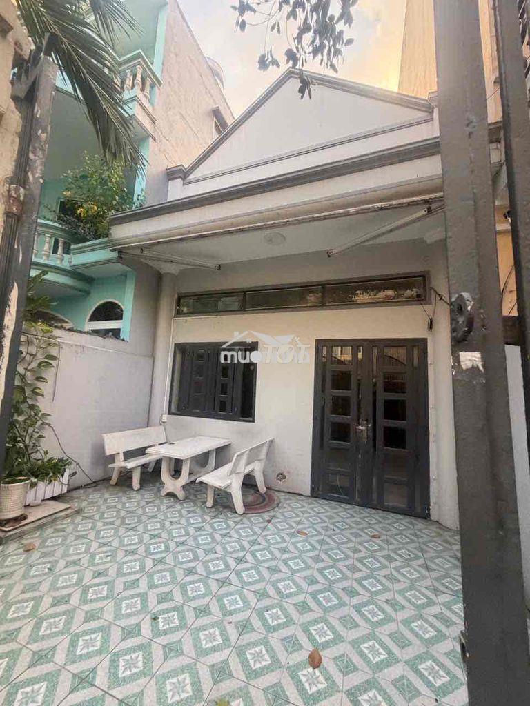 Cho thuê nhà riêng đường hồng hà , tân bình . 100m2 - 2