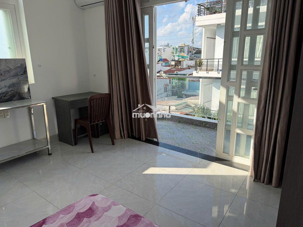 Phòng lê quang định khúc gần phạm văn đồng, có ban công, full nội thất - 2