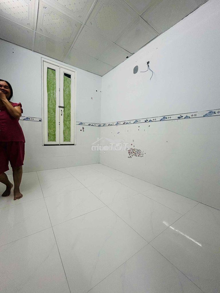 Cho thuê nguyên căn 1 trệt 1 lầu huỳnh tấn phát hẽm xe hơi - 2