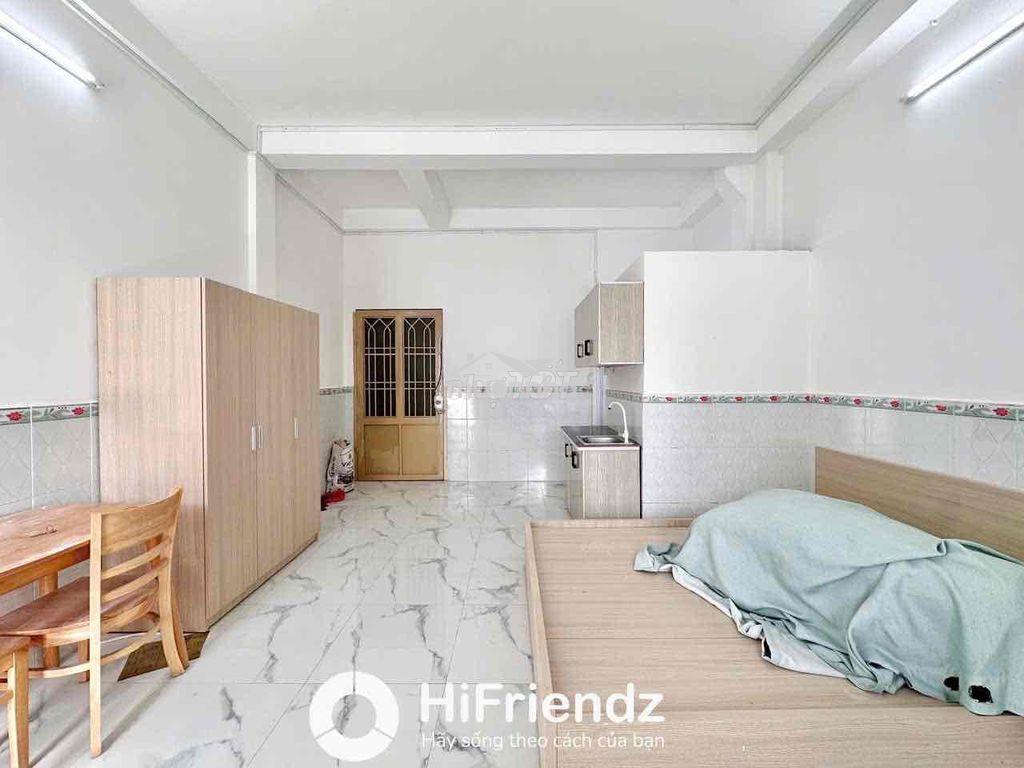 Căn hộ ban công tách bếp full nội thất siêu rộng ngay ngã tư bốn xã - 4