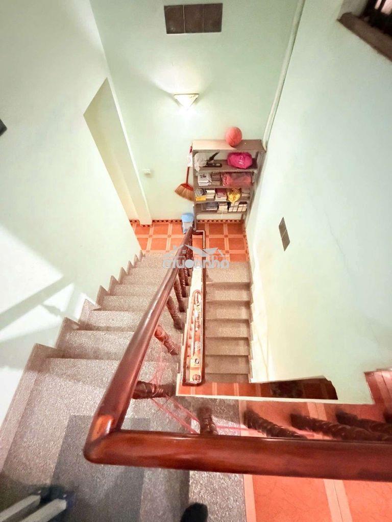 🏡 Gần sân bay sát mặt tiền – hơn 70m² – 3 tầng – 4pn– chỉ hơn 6 tỷ - 3