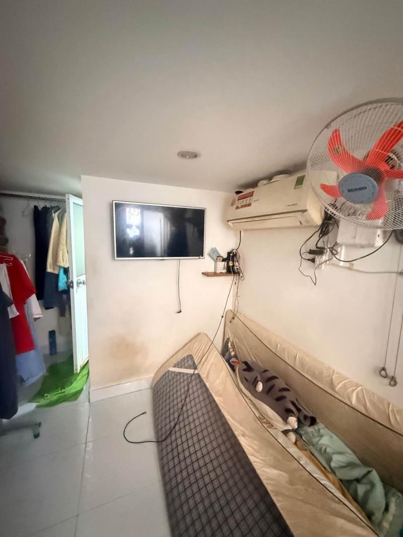 Quận7|bùi văn ba|12m²|3 tầng| hẻm 4m|shr|2pn|2wc