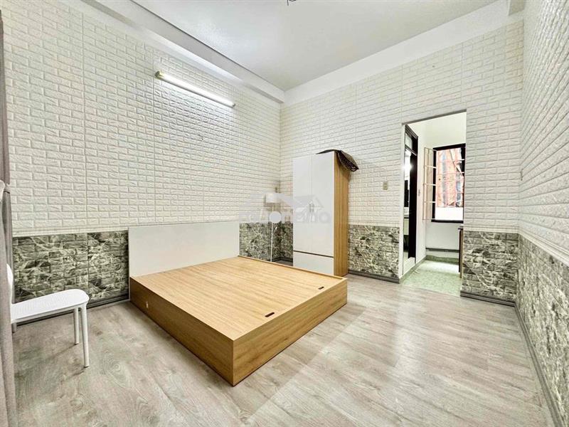 Studio cửa sổ trời thoáng mát gần huflit ba gia