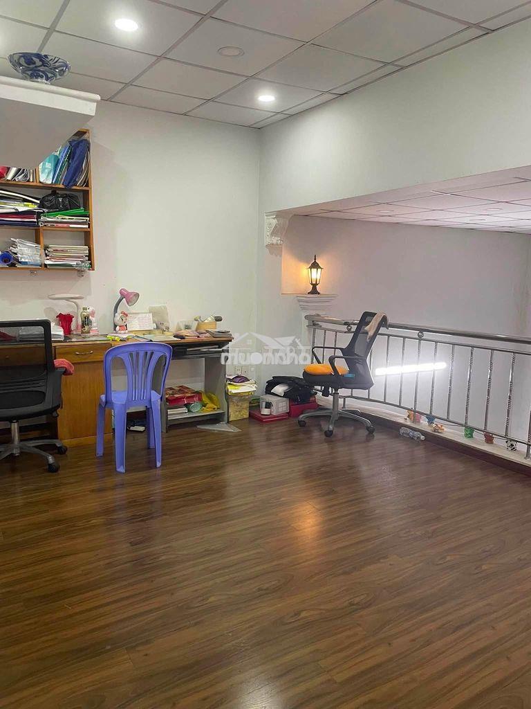 Nhà cấp 4 gác lửng 3 pn giá rẻ gần ngã ba ông xã trung tâm dĩ an - 4
