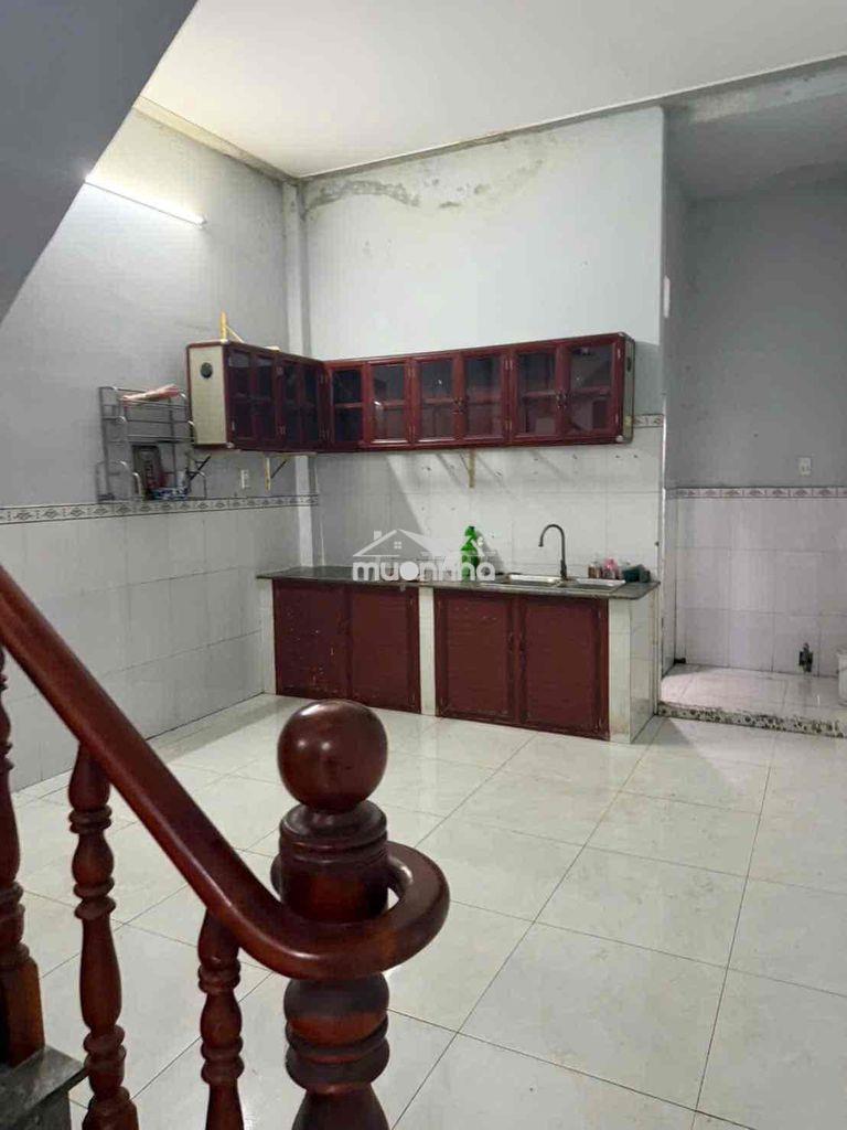 Cho thuê nhà 4tr5 dt:4x12 (2pn 2wc) đường 1c ấp 1 vĩnh lộc b - bình - 3