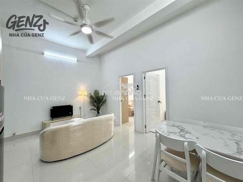 💥Siêu phẩm 2pn thang máy full nội thất mới xây ngay etown 5ph qua t3