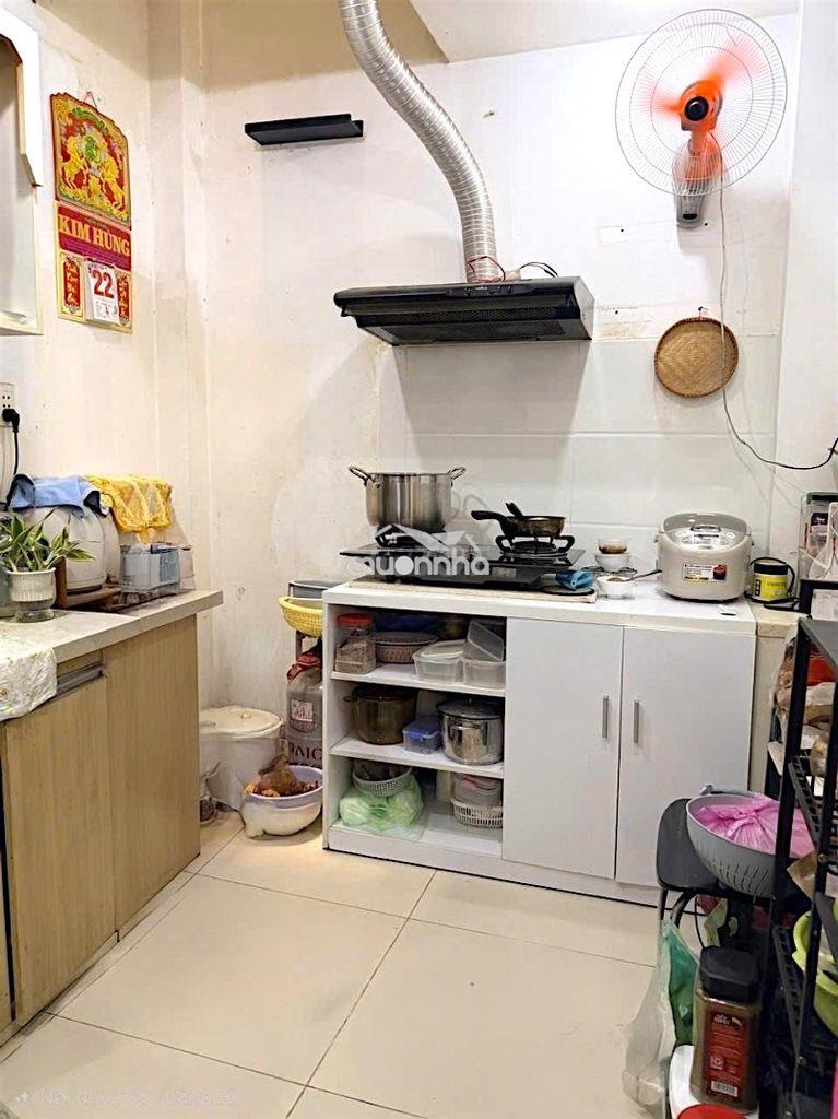 🔥 Hai bà trưng q1– sau 1 căn mặt tiền– kề chợ tân định– 4 tầng- 5pn - 3