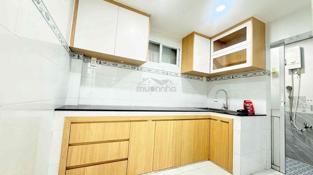 Bùi văn ba - 3 tầng - full nội thất - hẻm xe hơi - 3