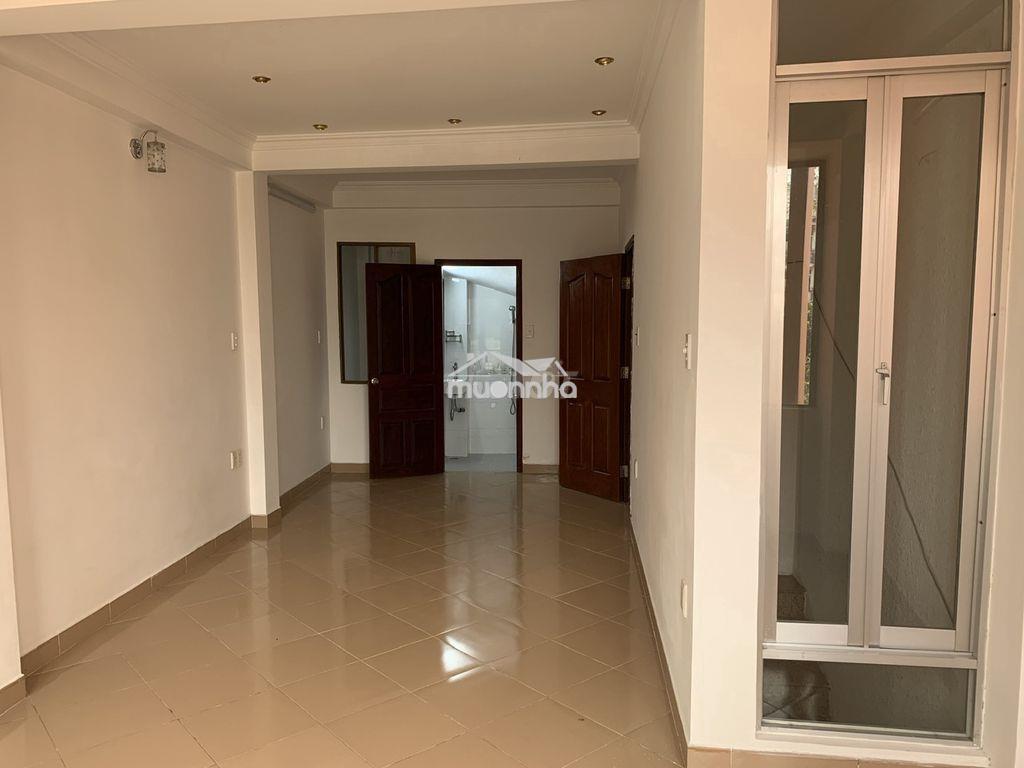 Cho thuê nhà hxt, hướng chính nam, đường nơ trang long - 3