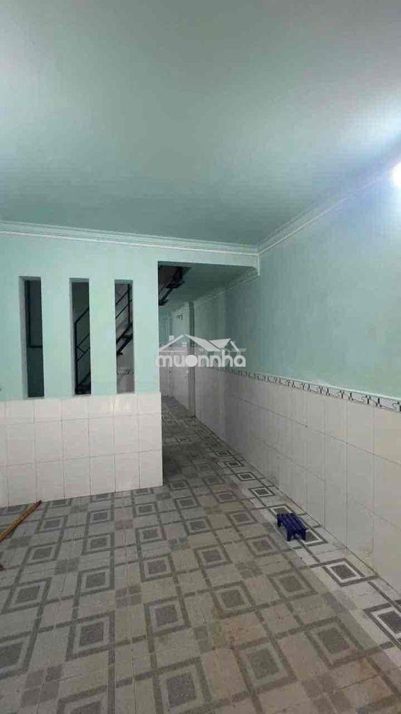 Nhà một xẹt đường 59 p14 gv , 2pn 2wc , nhà rộng rãi
