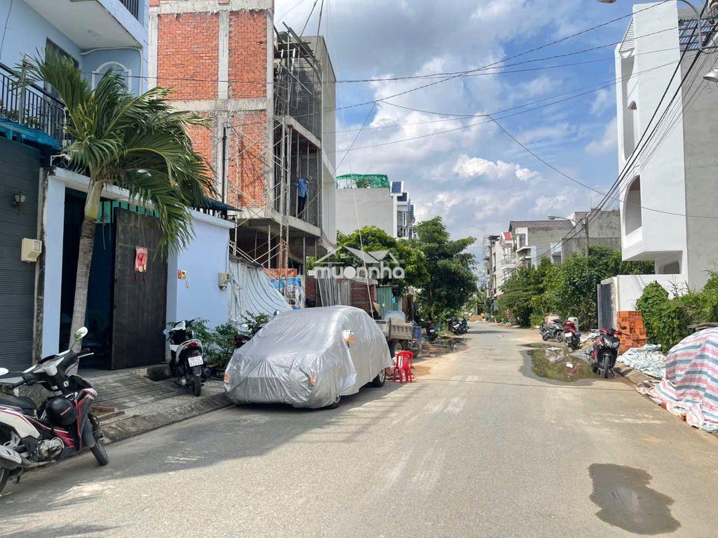 Kẹt tiền bán lô góc đường bưng ông thoàn quận 9 - 4