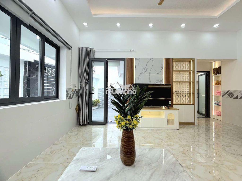 Nhà mới 66m2 sổ riêng 50m ra mặt tiền 3 tỷ 850 - 3