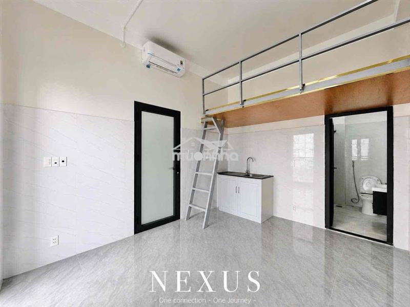 Gác ban công mới xây 100%_nguyễn văn khối qgv_thang máy, hầm xe