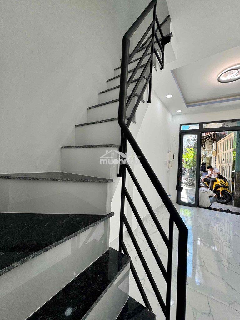 3 tầng 3 phòng ngủ , ko dính quy hoạch giá 2t88 còn thương lượng - 4