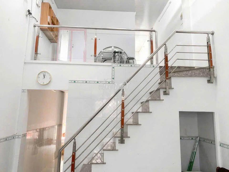 Shr đường tân xuân 3, gần tô ký, 4x14m, 3 phòng ngủ - 3