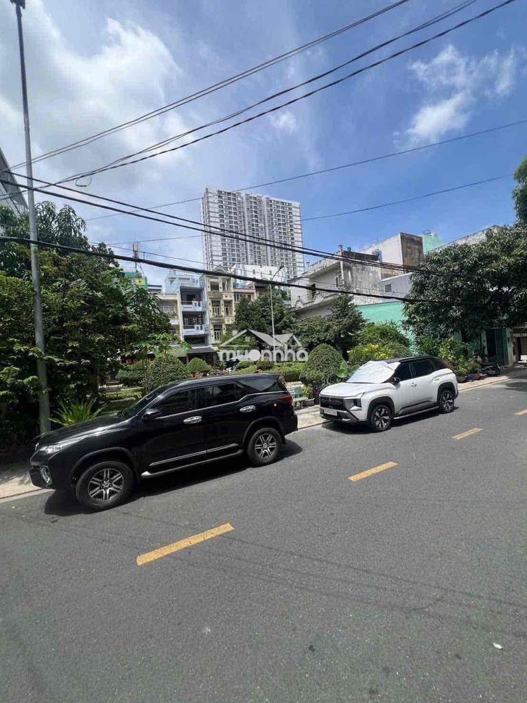 Cho thuê phòng ban công đối diện công viên đường số 28 bình phú