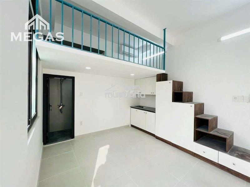 Duplex ban công mới xây giáp tân phú