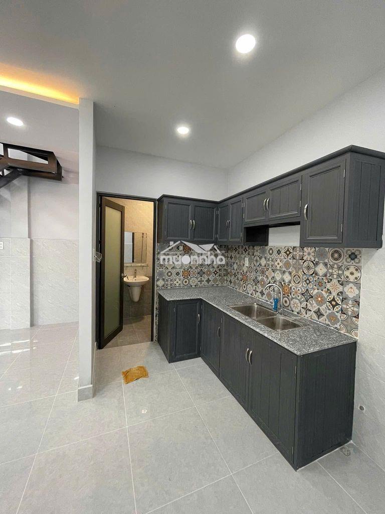 Bán nhà ở gần trường học , gần chợ - 3