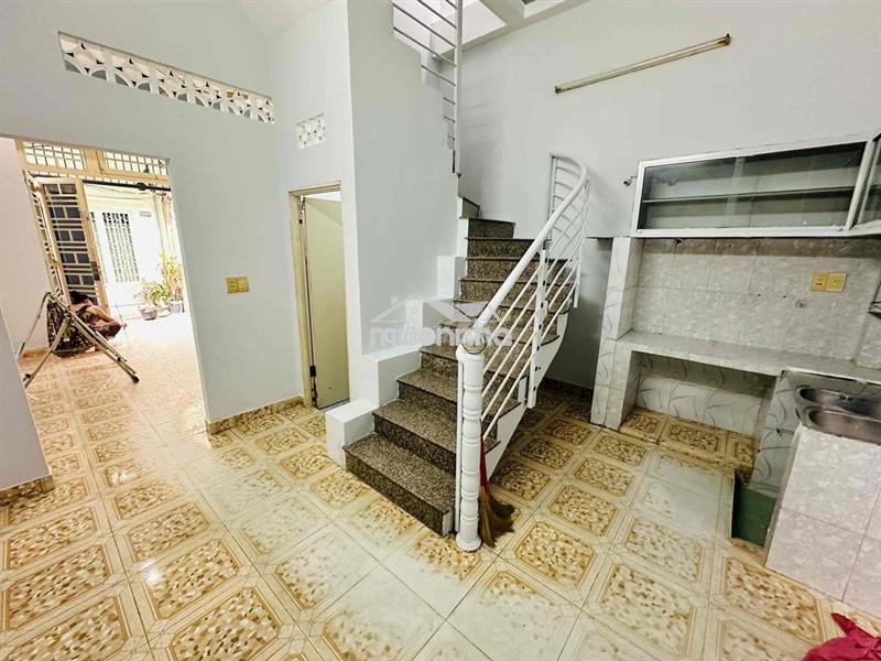 Nhà nguyên căn 2pn - ngay bắc hải gần bách khoa