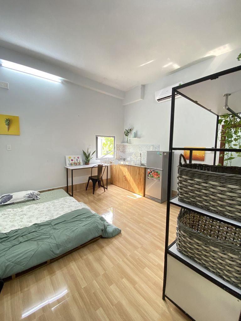 Phòng trọ 27m2 đầy đủ nội thất gần đại học văn hiến quận phú nhuận