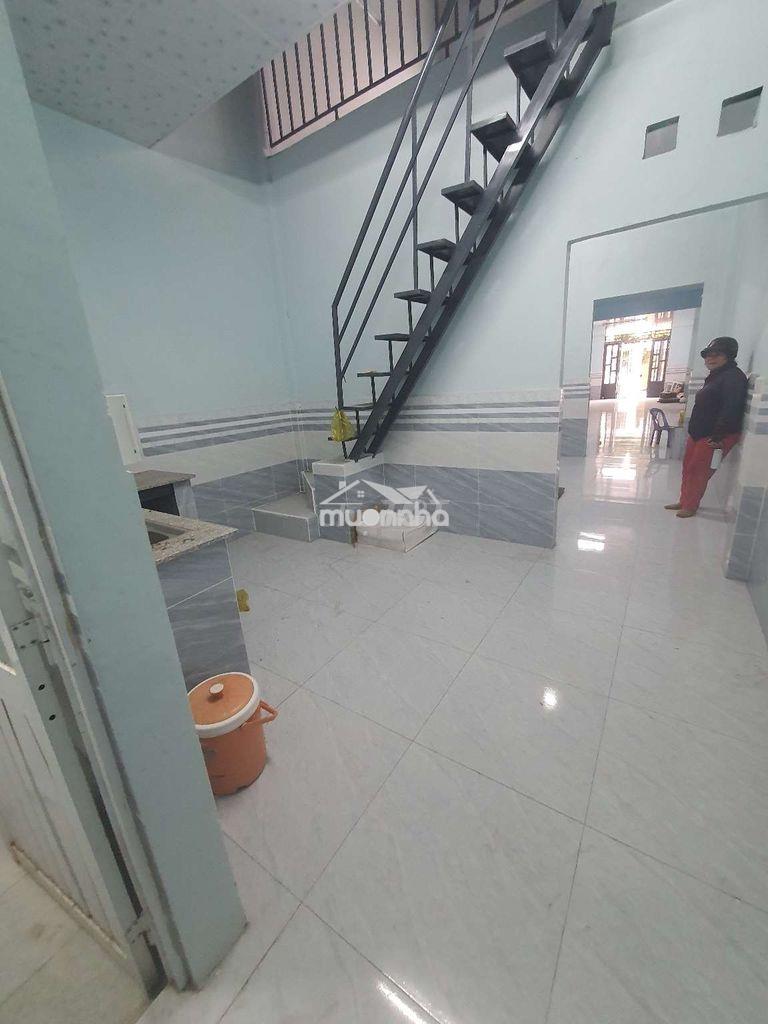 Kho nhà chính chủ 4x30 + 1lửng có thể làm phòng  - 4