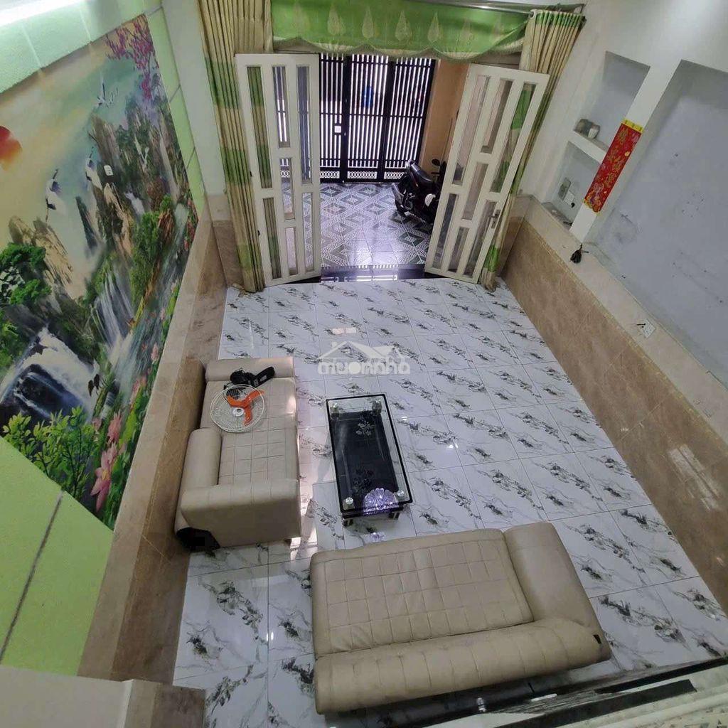 Cho thuê nhà nguyên căn 730 hương lộ 2 - 4 tầng - 4pn - 13.5 trieu - Ảnh 2