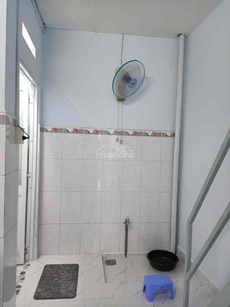 Nhà hẻm 10m khu tên lửa 4x16,2 phòng - 3