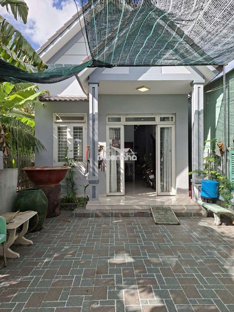 Bán nhà vườn mặt tiền tp bến tre