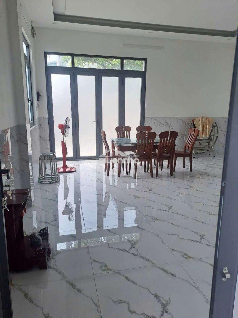 Cho thuê nhà nguyên căn an phú đông quận 12