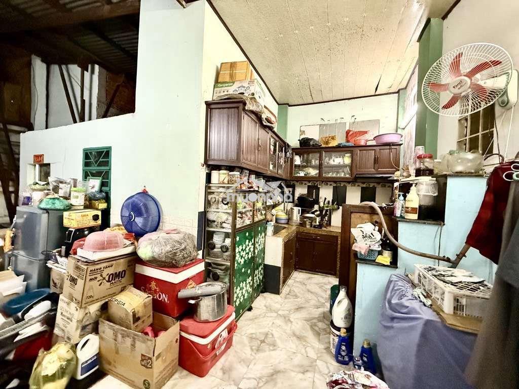 Bán nhà đầu tư lại diện tích lớn 86m  ,hẻm 4 m , huỳnh đinh hai - 3