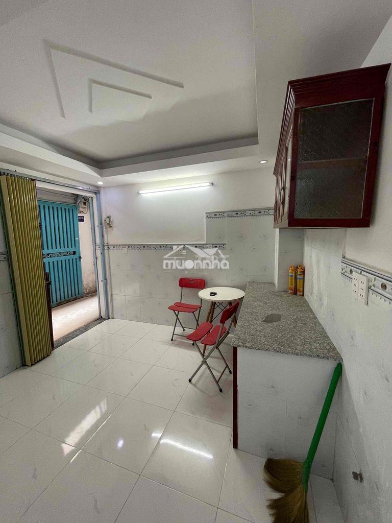 Nhà nguyên căn giáp gò vấp đường tô ngọc vân quận 12