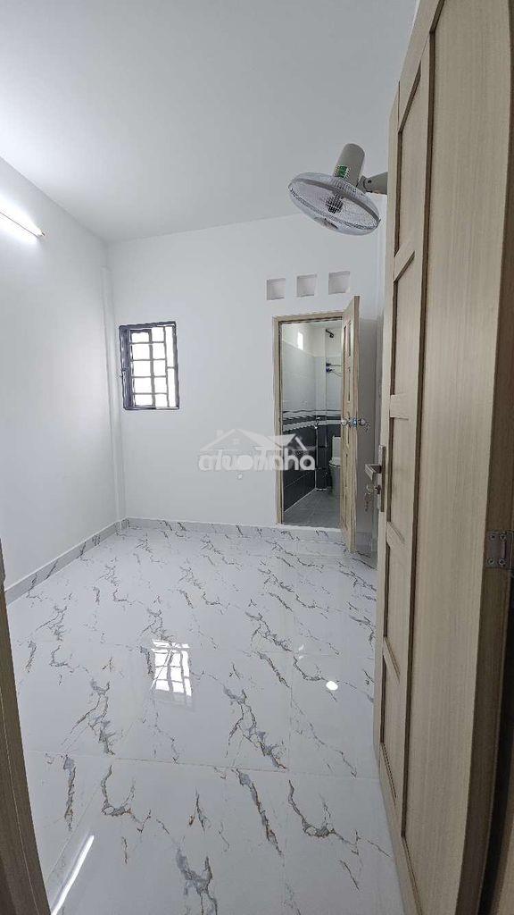 Nhà đẹp giá tốt ngay trung tâm tiện đi lại  - 3