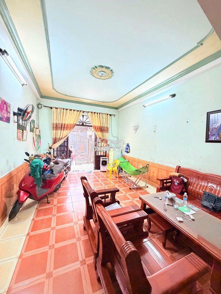 🏡 Gần sân bay sát mặt tiền – hơn 70m² – 3 tầng – 4pn– chỉ hơn 6 tỷ - 2