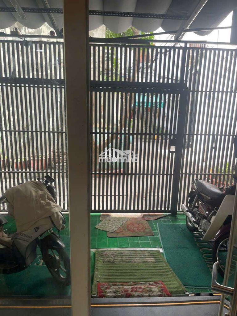 Bán nhà quận 11 nhà 5 tầng đúc  34m2 chỉ 4,4 tỷ tl