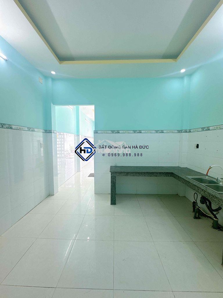 Nhà trệt lầu 4x14 hẻm lớn cách lê văn khương 150m - 3