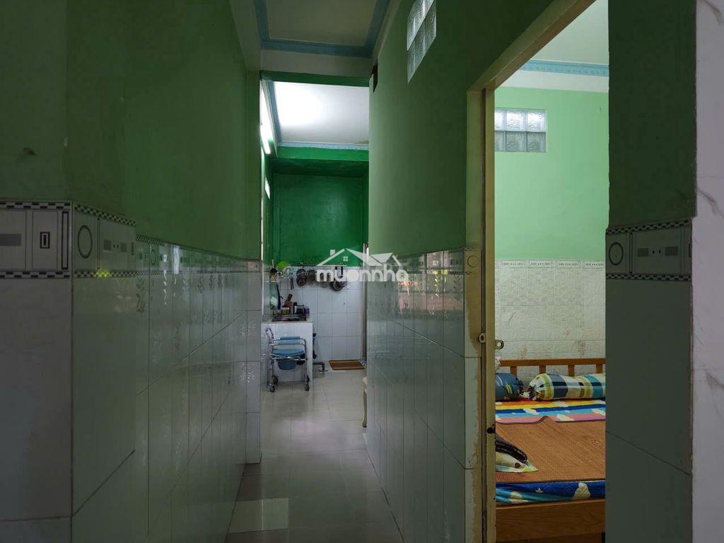 Cần bán nhà ngay tại trung tâm phường đông hoà, tp.hcm, 266m2- 6,7 tỷ - 4
