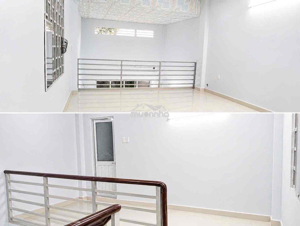 Nhà 2pn( sân xe hơi) gần chợ cầu đồng giá 6,5 triệu - 2