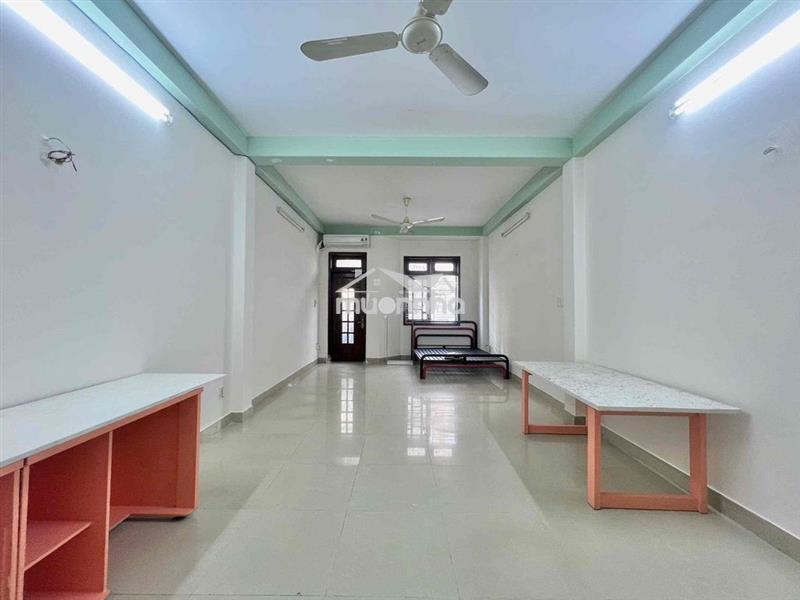 Cho thuê căn hộ nguyên tầng 45m2 siêu to ngay 3 tháng 2 quận 10