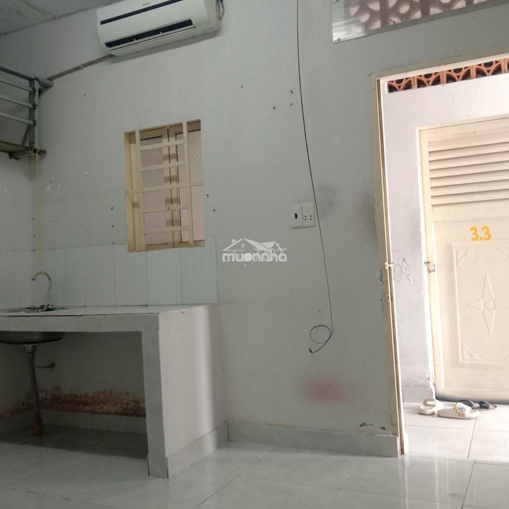 Cho thuê phòng trọ giá rẻ khu vực trung tâm quận 8 - 2