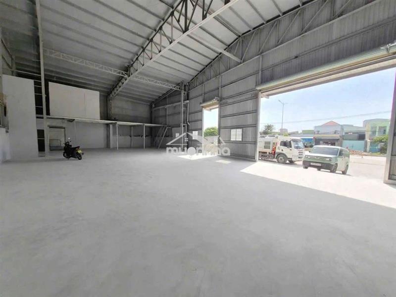 Chính chủ cho thuê xưởng mt ql13 thuận an. dt: 300m tạo