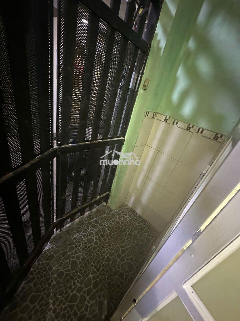 Cho thuê nhà nguyên căn 1 trệt 1 lầu – hẻm 201 vĩnh viễn, quận 10 - 2