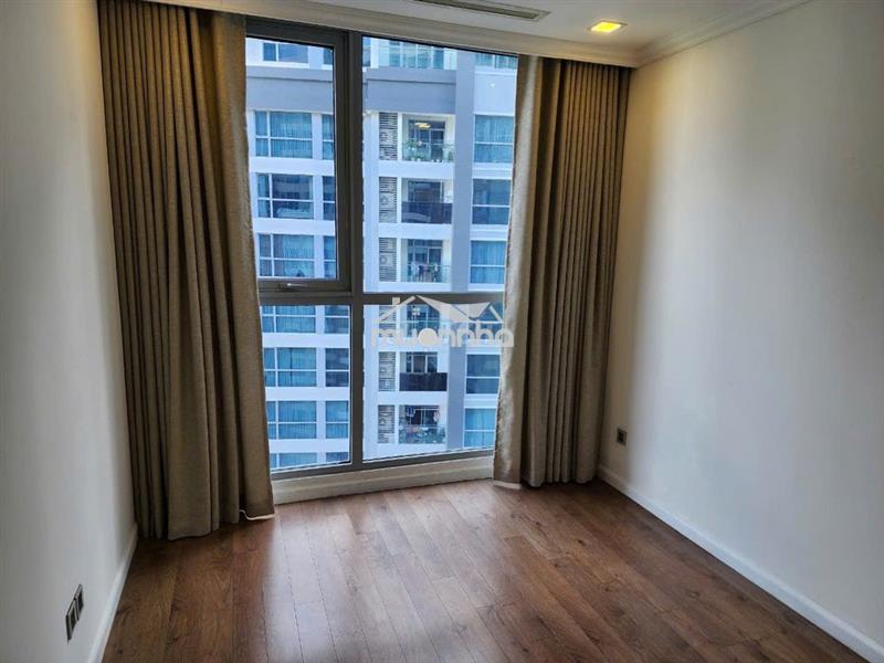 Sang hợp đồng căn hộ 3pn park 2 – vinhomes central park**