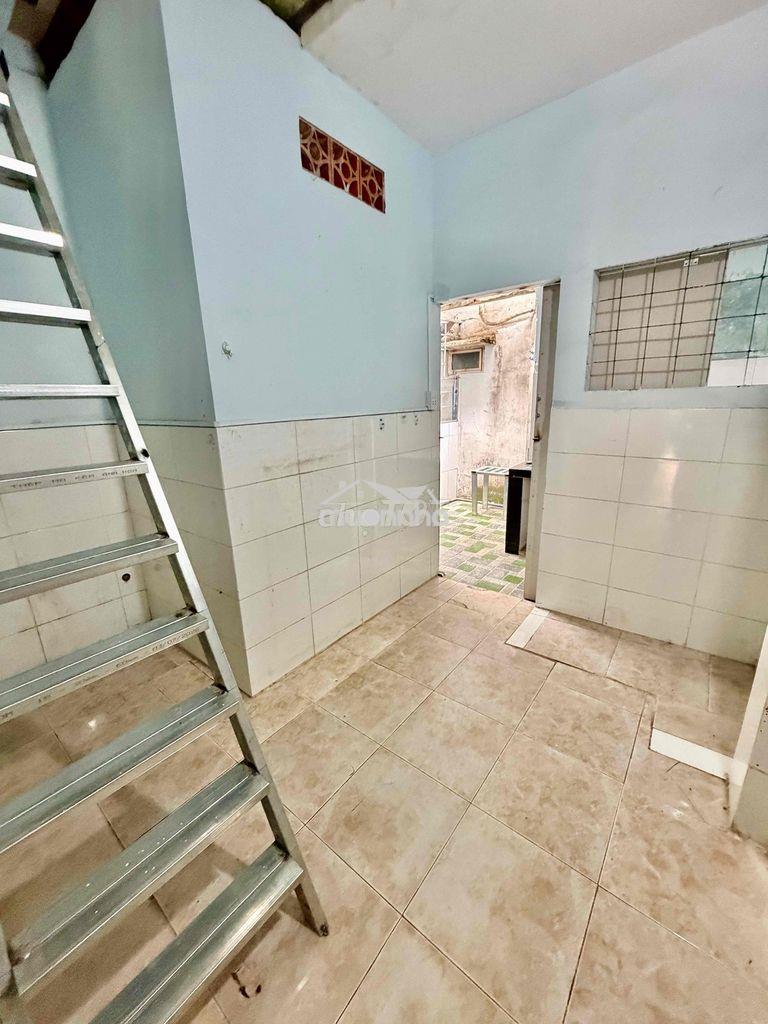Cho thuê nhà 2 tầng- 4x15m- hẻm xe hơi - phạm văn chiêu - gò vấp - 4