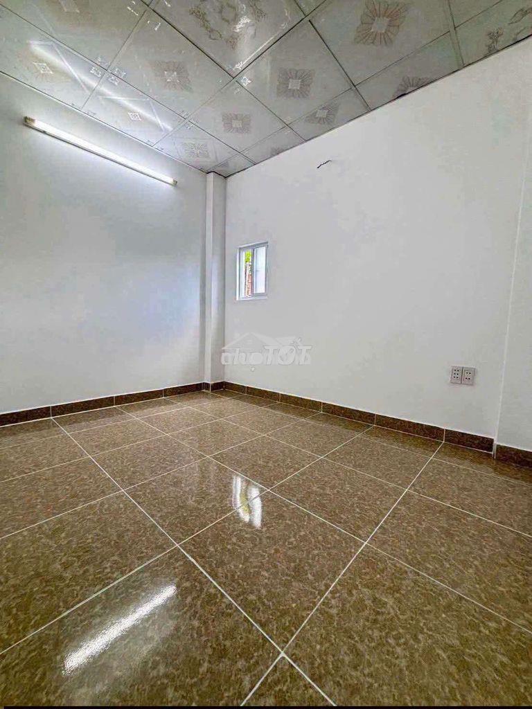 Bán nhà đẹp, 1 trệt, 1 lầu, 2pn, đường thạnh lộc 29, q12 - 3