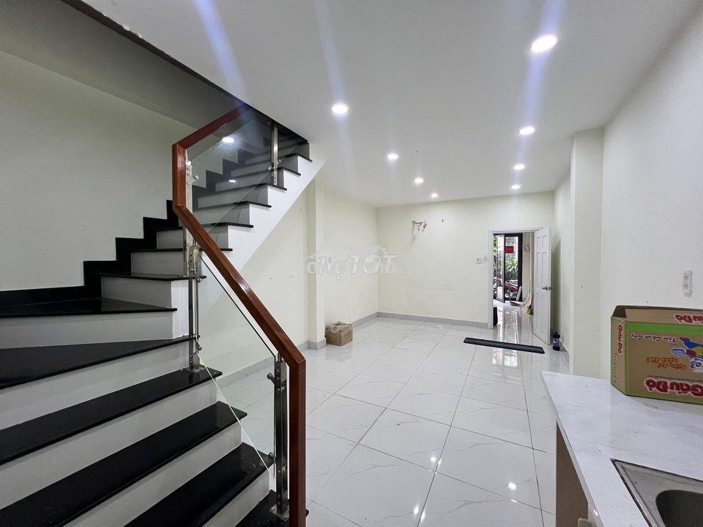 Nhà suốt nguyên căn tại hẻm xe hơi nguyễn khắc nhu q1 - 4