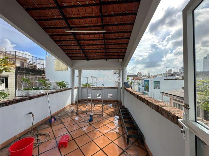 Nhà 5pn, 5wc, dtsd: 250m2