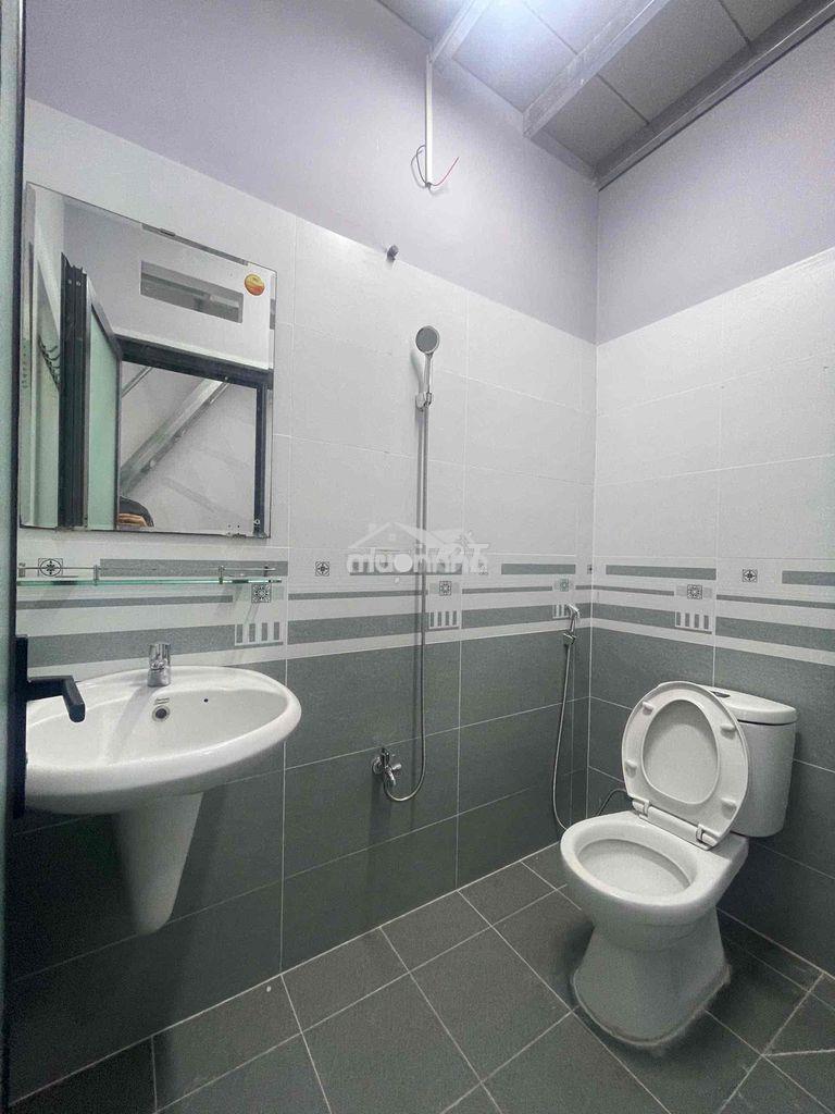 Cho thuê nhà dạng trệt nhiều nhà xung quang + rộng rãi thoáng mát - 4