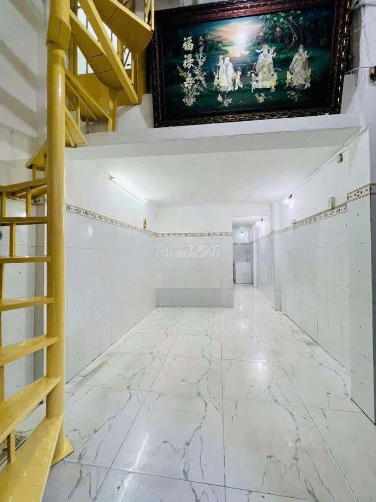🏠🏠 Cho thuê nhà hẻm 5m đường cao đạt, p1, q5
💢 dt 3m ❌ - 2
