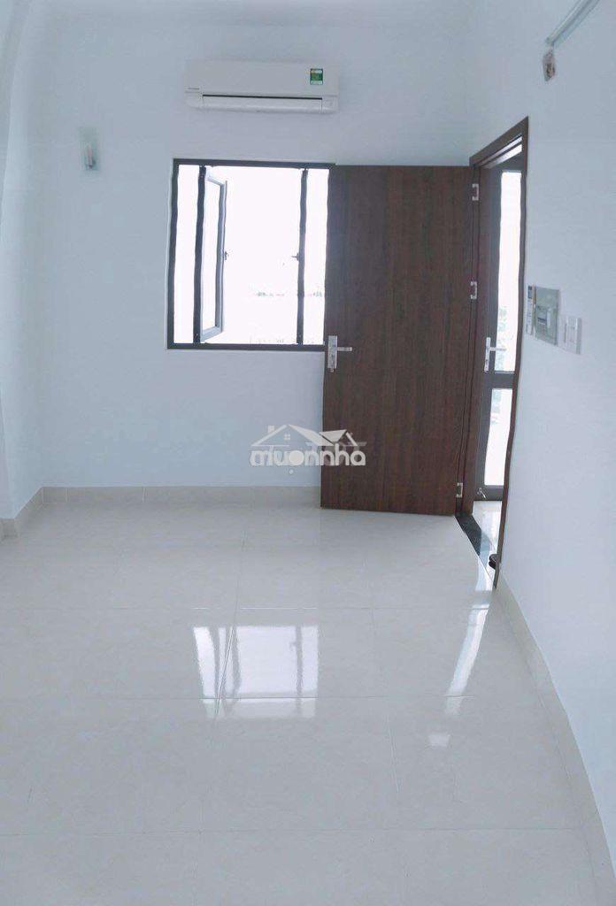 Cho thuê phòng ban công ngay aeon tân phú , giờ giấc tự do - 3